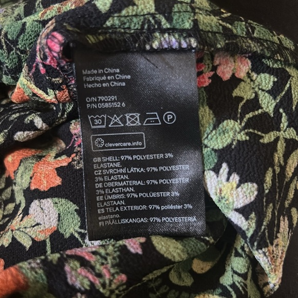 H&M | Black Floral Pattern Midi Dress | US Size 4 - Picture 9 of 10